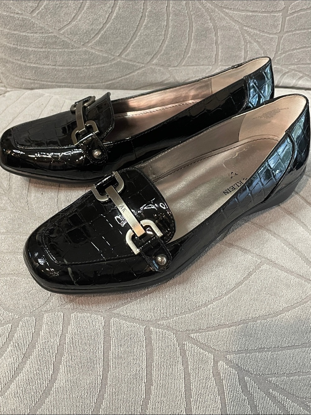 Anne Klein Black Patent Croc-Embossed Loafers with Metal Bit - Picture 4 of 8